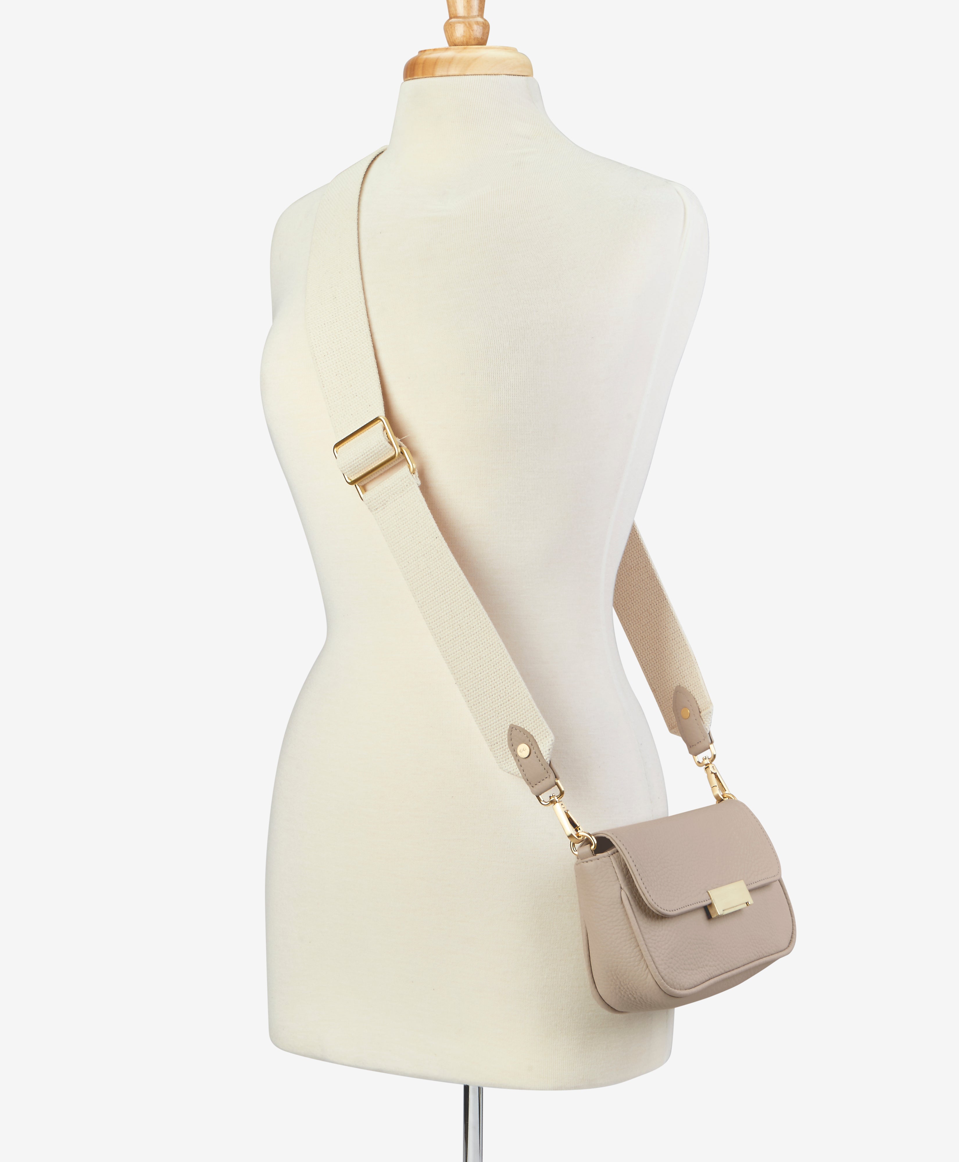 Carrie Crossbody Belt Bag