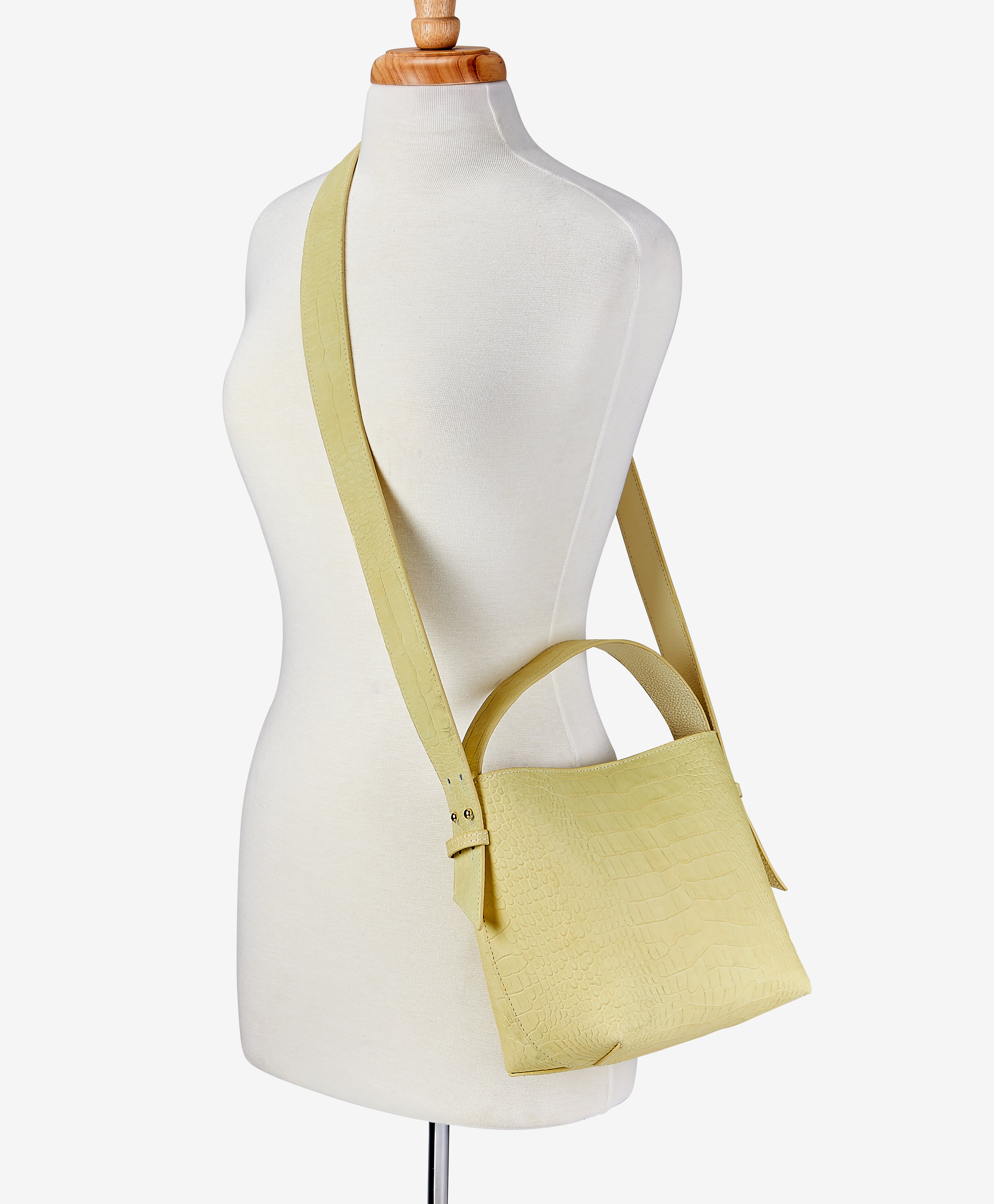 Selena Bucket Bag