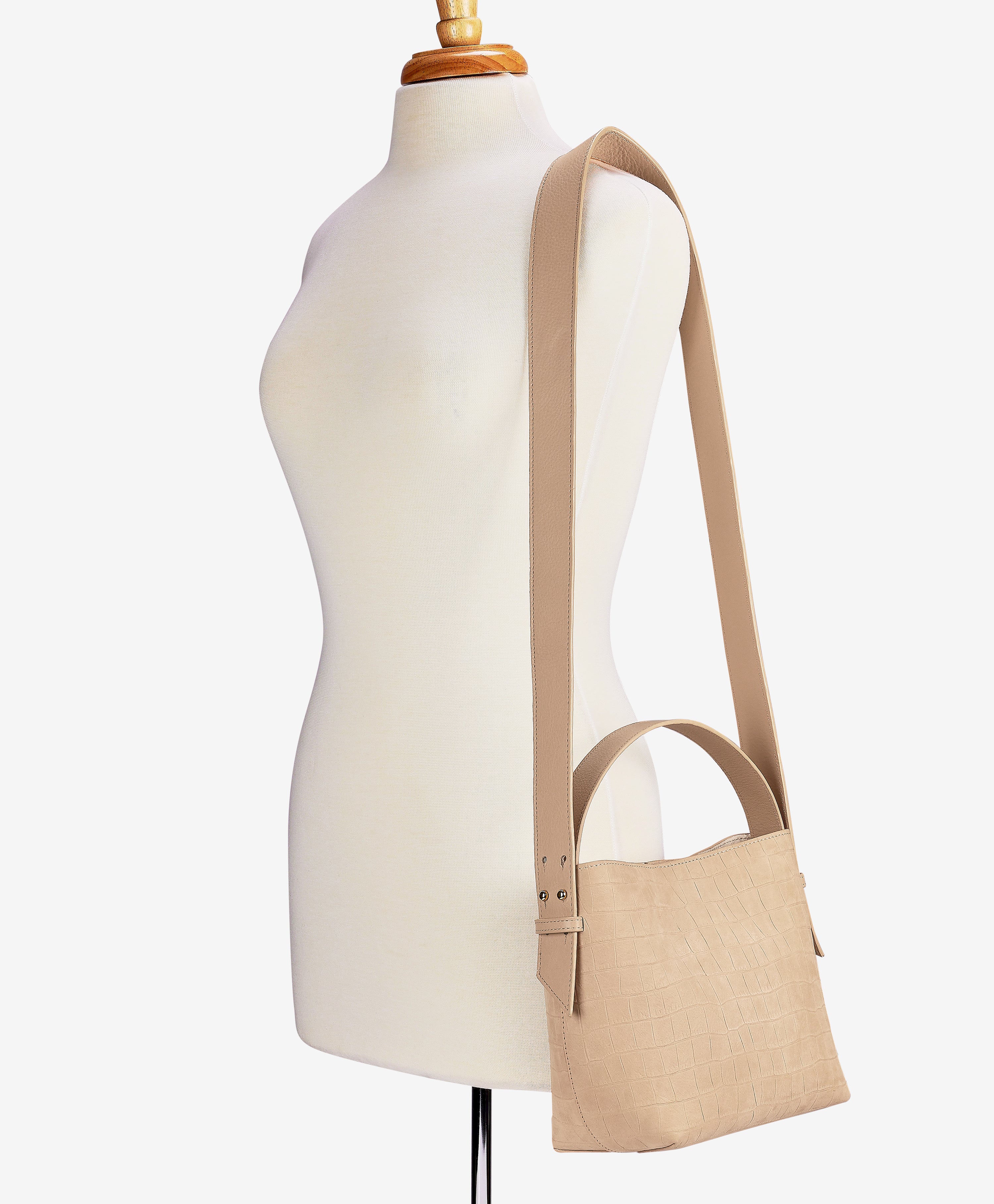 Selena Bucket Bag