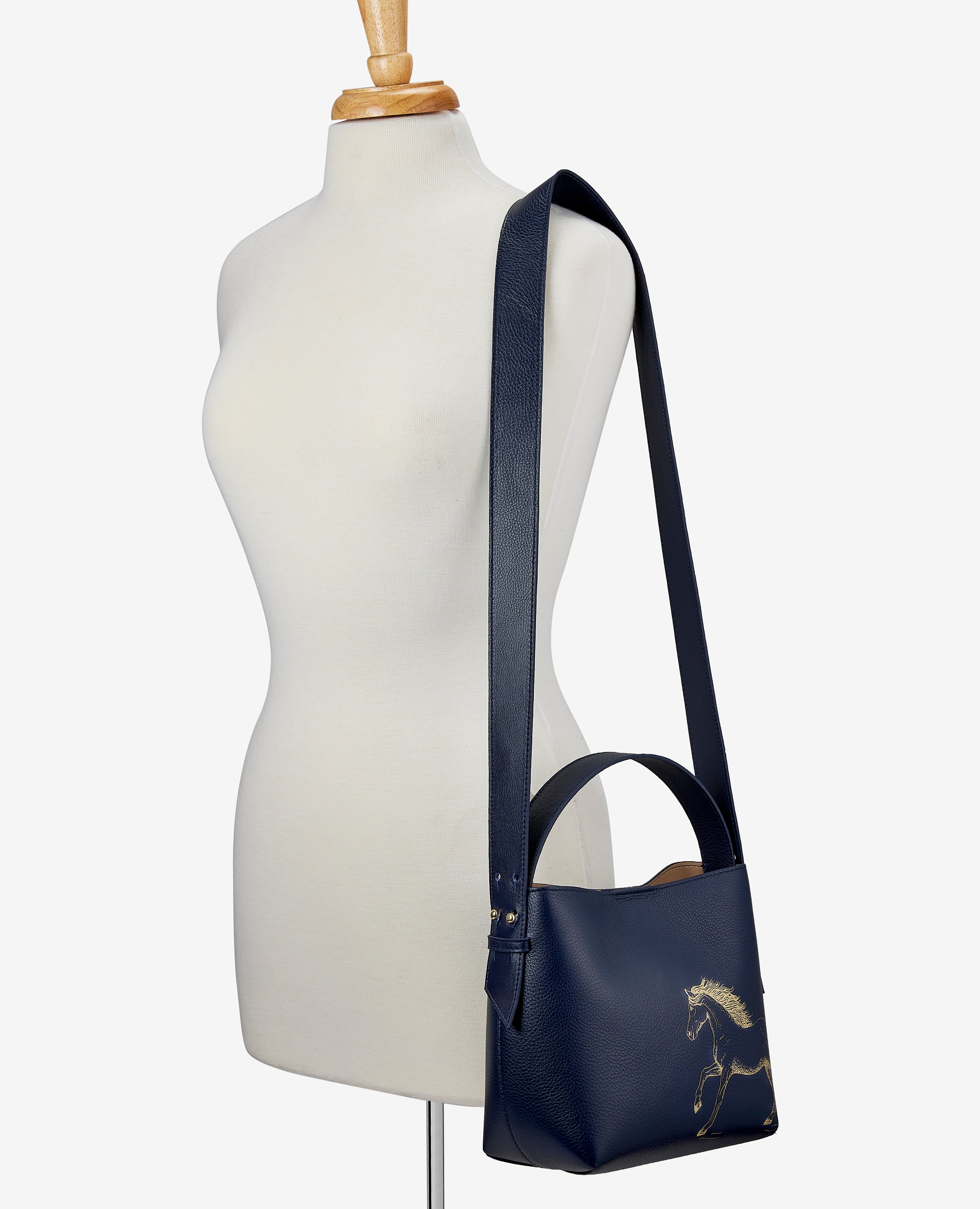 Graceful Horse Selena Bucket Bag