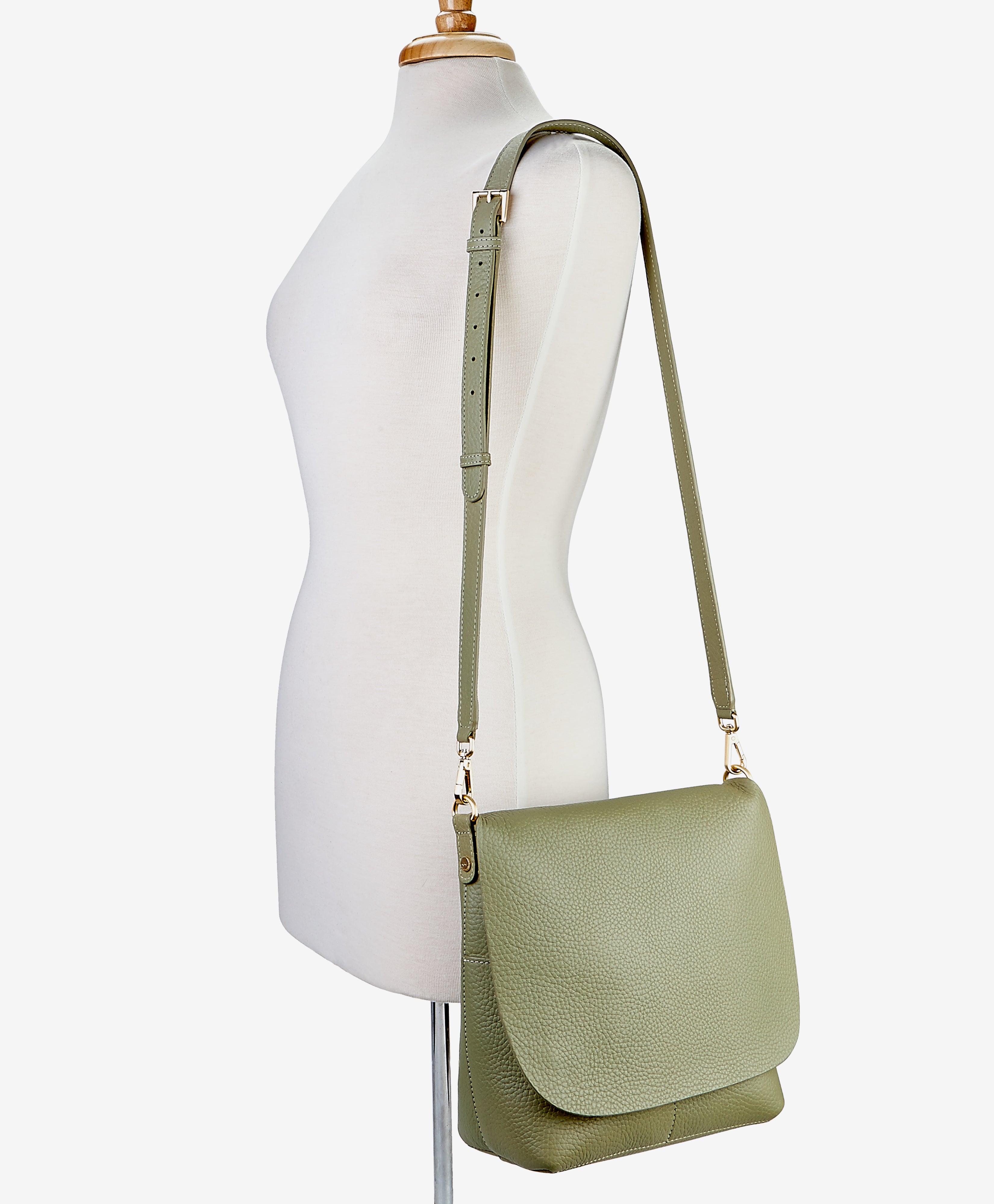 Andie Crossbody