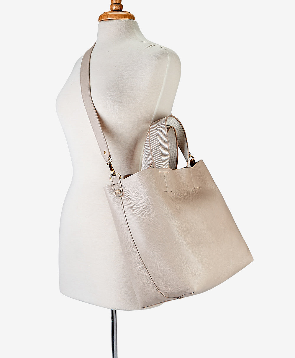 Leigh Tote