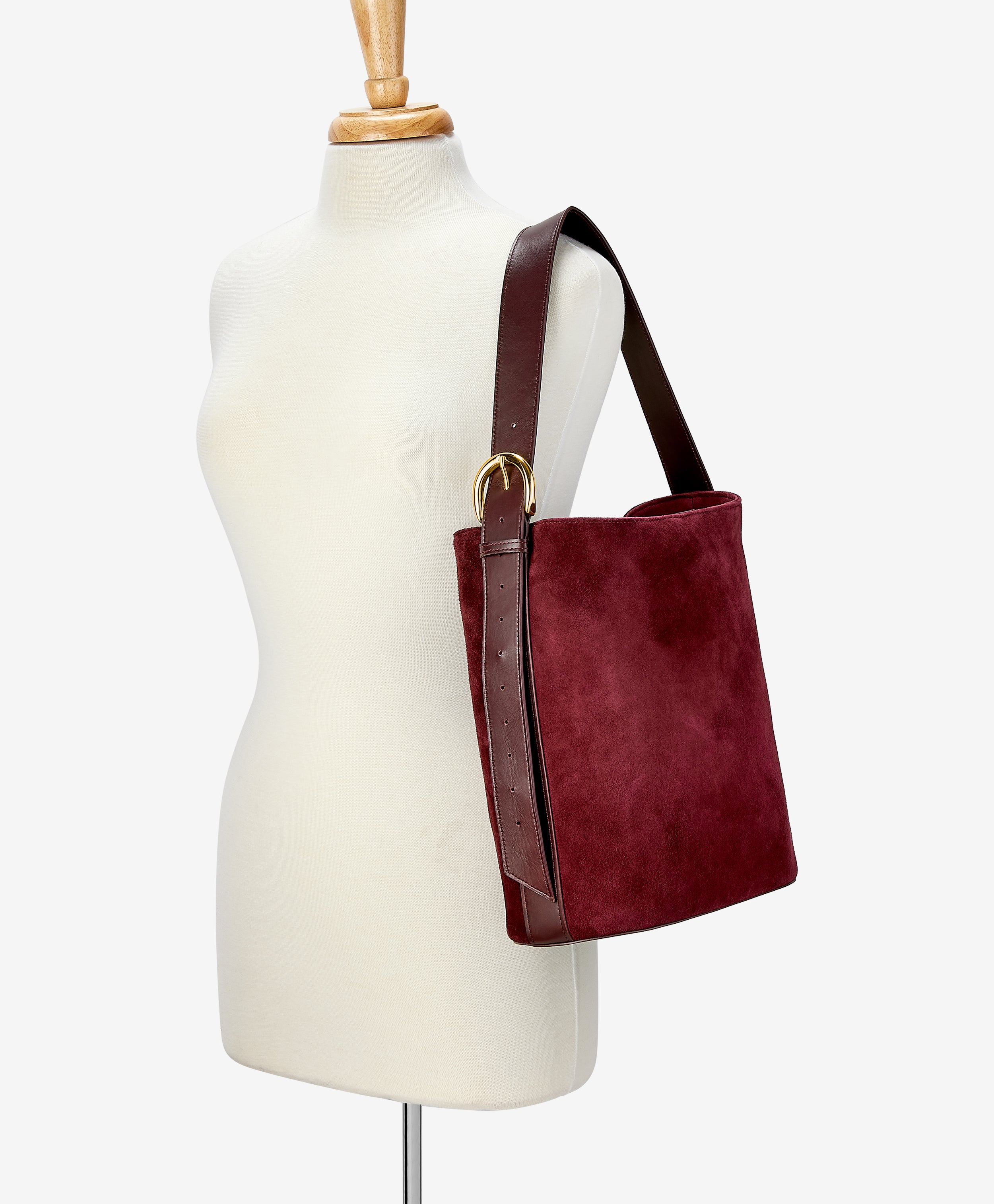 Avery Bucket Bag