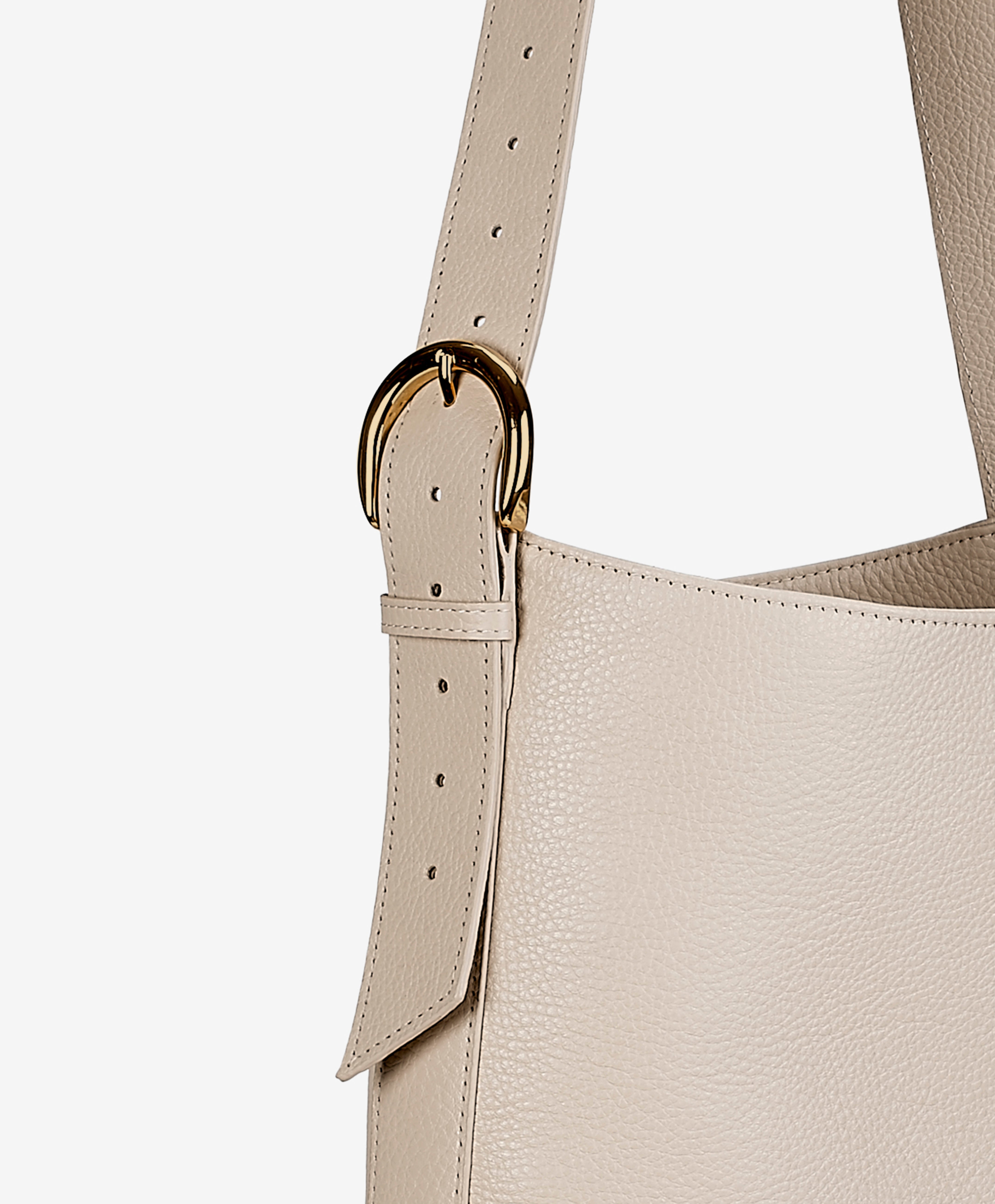 Avery Bucket Bag