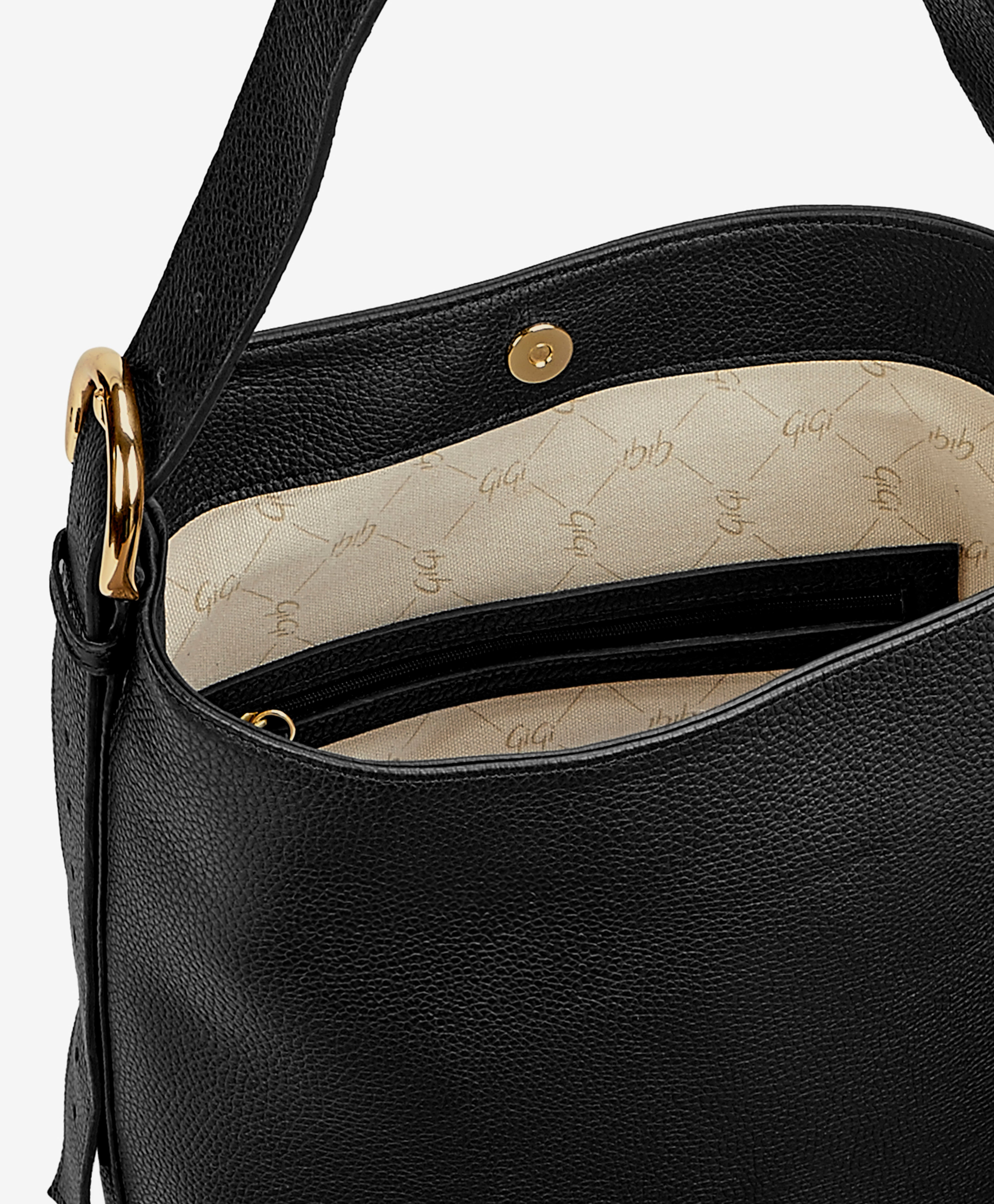 Avery Bucket Bag