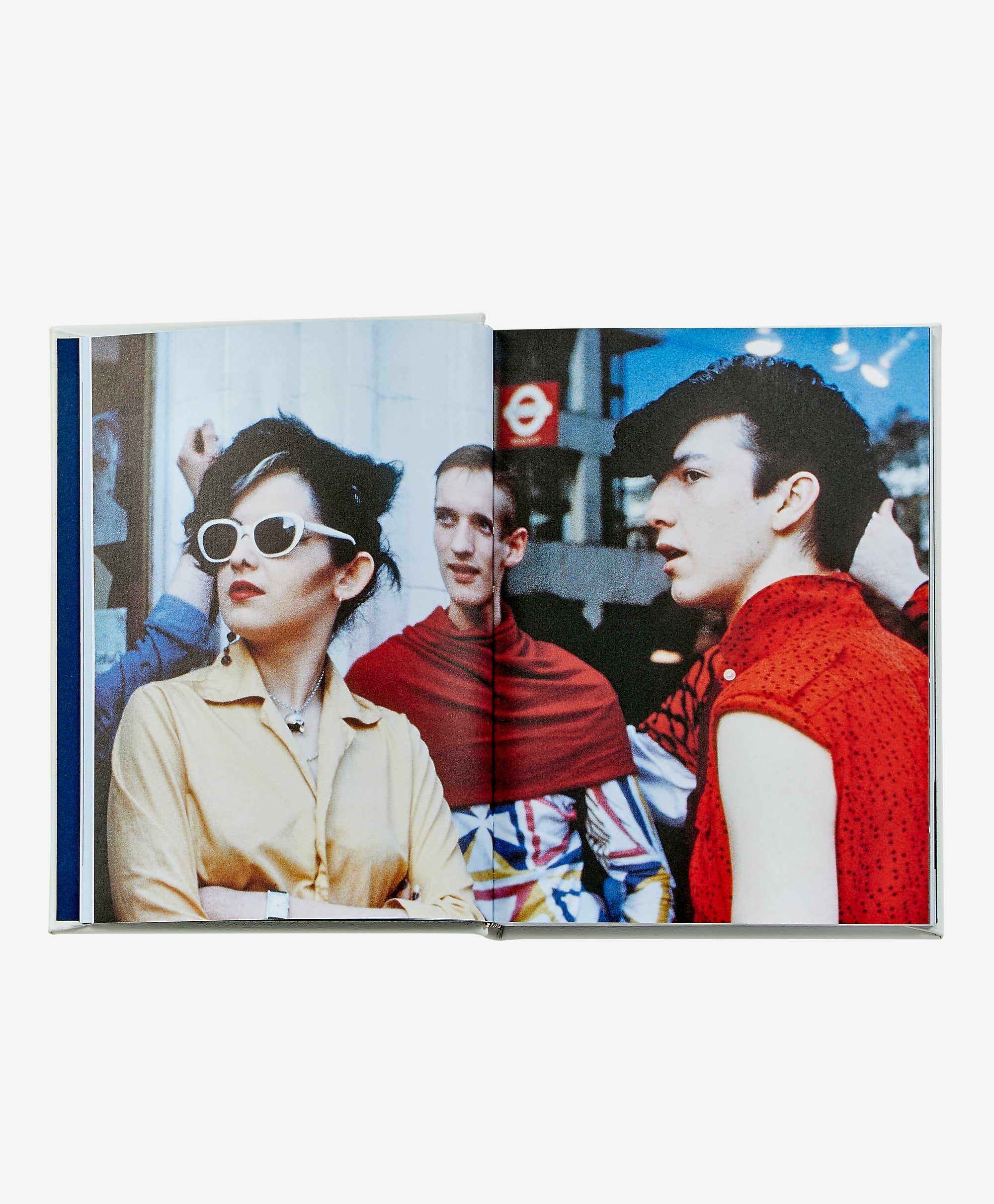 Icons of Style – Diana: The story of a fashion icon