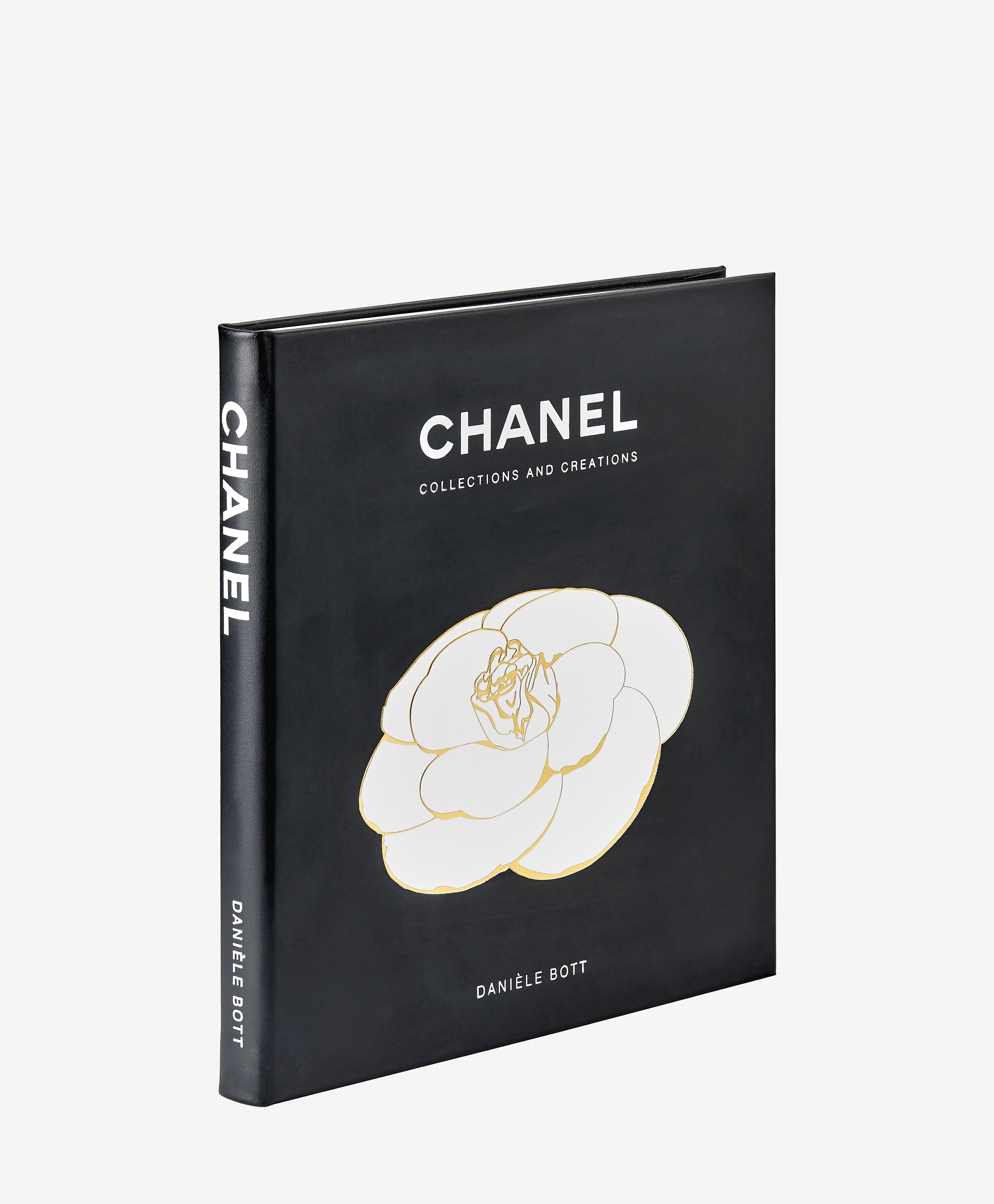 Chanel's new coco mademoiselle creation is here, and this is what