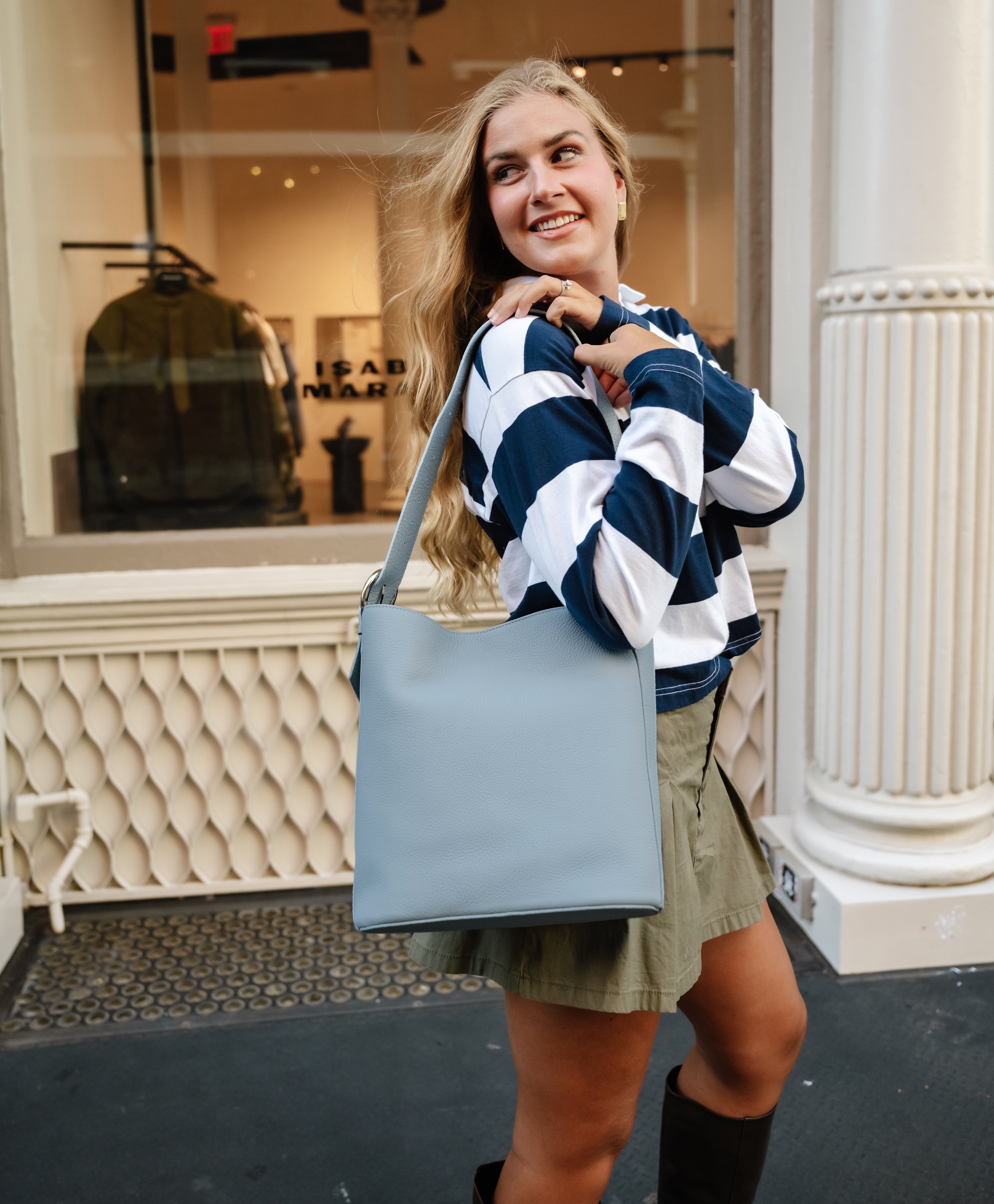 Avery Bucket Bag