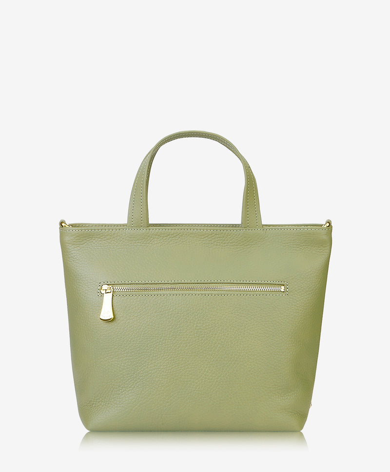 Marnie Satchel