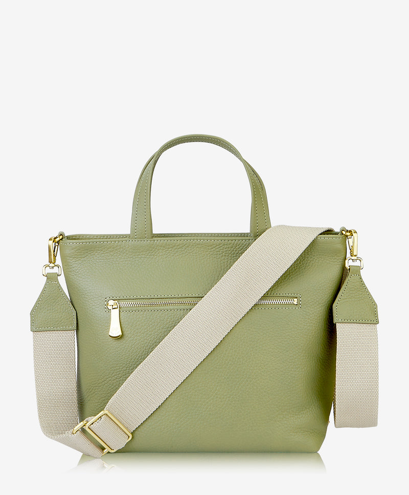 Marnie Satchel